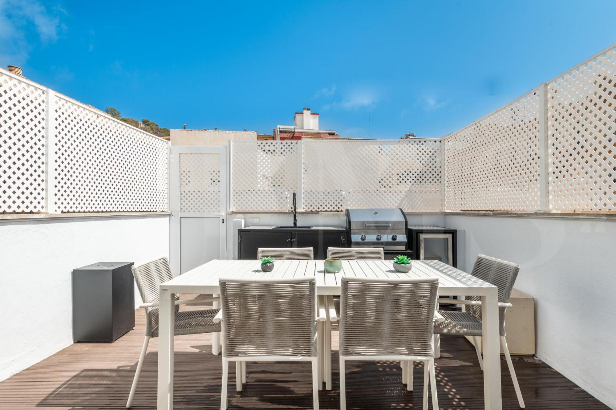 Appartement Sophisticated & Private Terrace - Center By Rems
